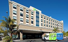 Holiday Inn Express Los Angeles LAX Airport